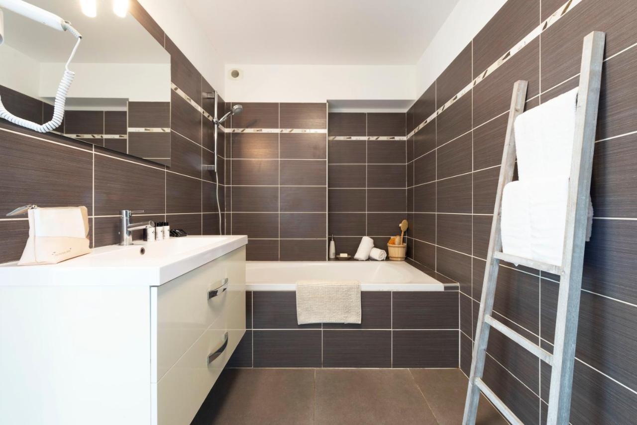 Select'Sohome - La Fossette - Appartement Pour 6 Personnes Avec Terrasse !- Fos-02 Le Lavandou Zewnętrze zdjęcie