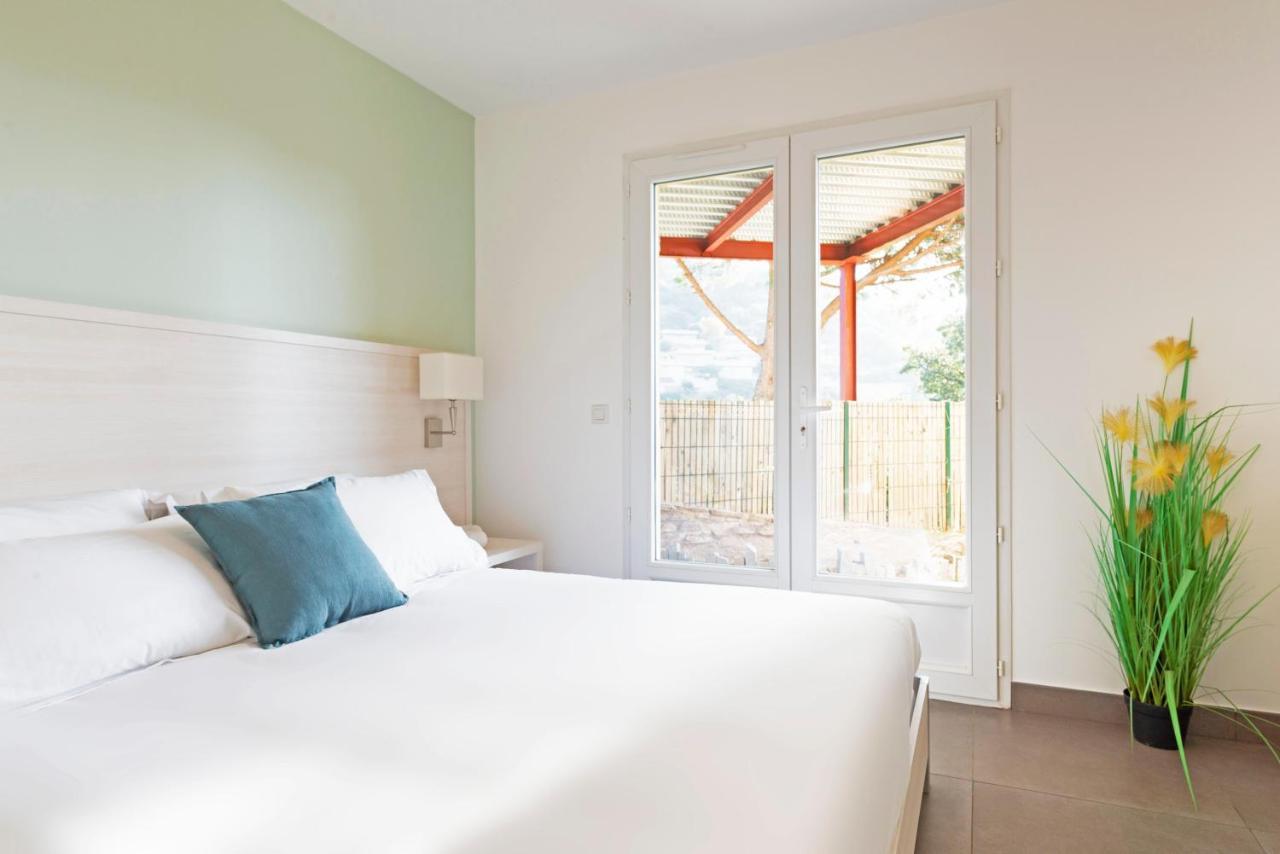 Select'Sohome - La Fossette - Appartement Pour 6 Personnes Avec Terrasse !- Fos-02 Le Lavandou Zewnętrze zdjęcie